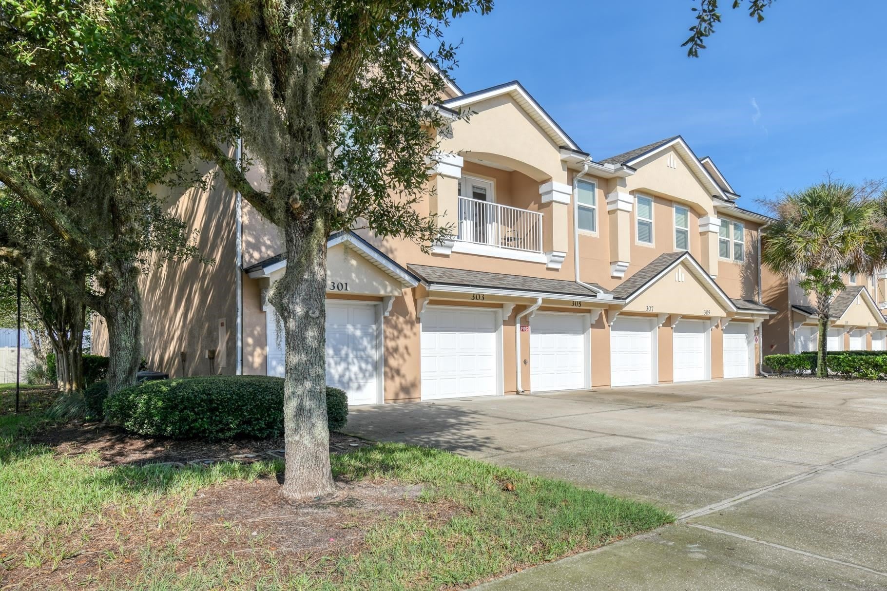 303 Golden Lake Loop – photo 4