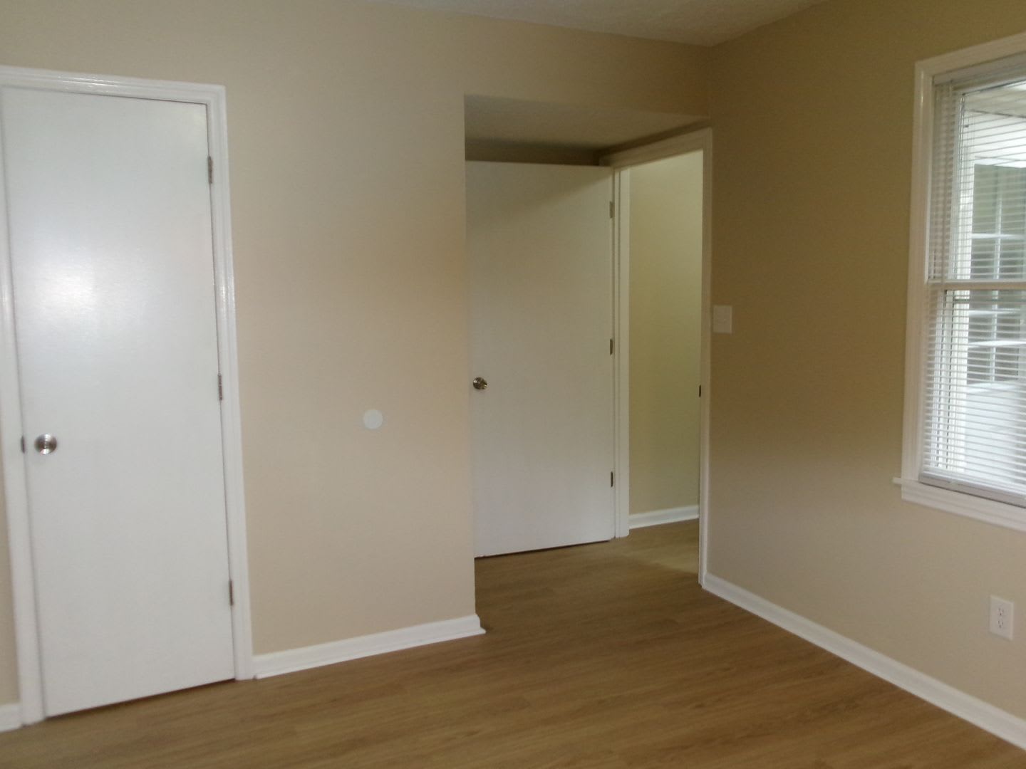 RENT SPECIAL – photo 5