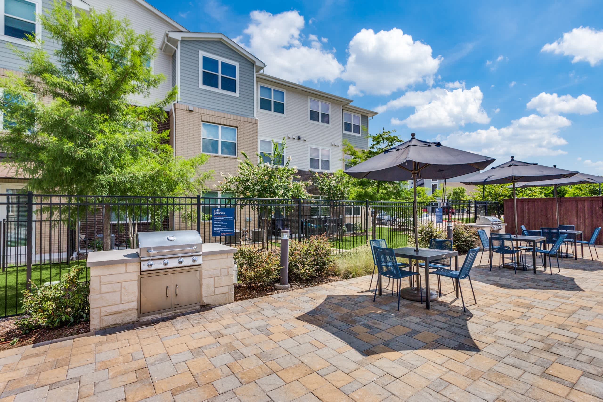 Cobalt Apartments – photo 2