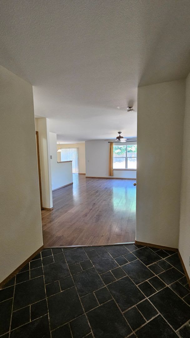 11715 212th Street East – photo 2