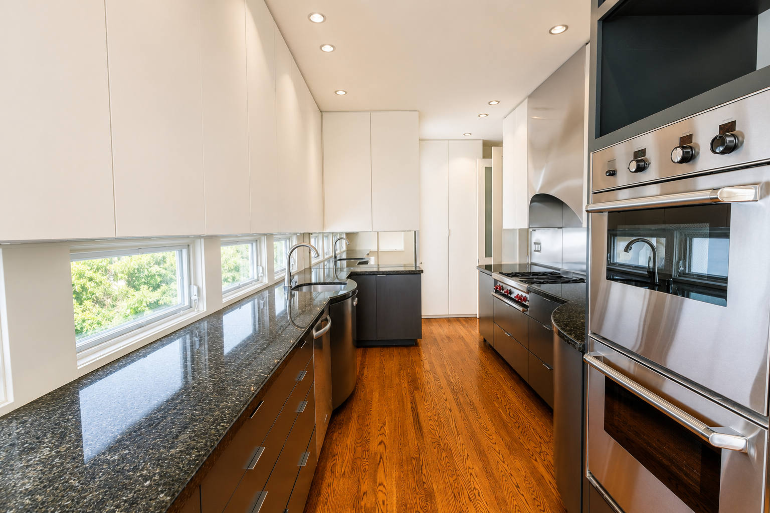 2850 Jackson Street – photo 3
