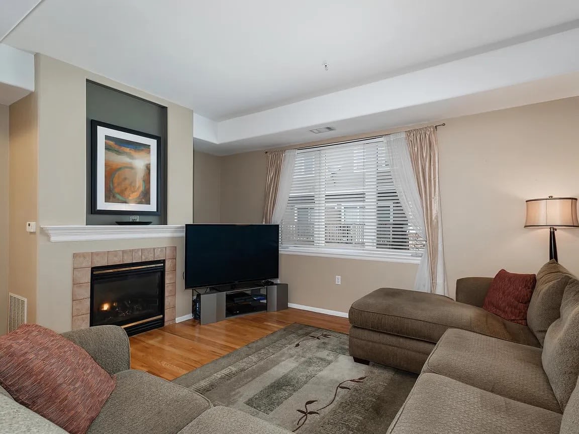 2769 West Riverwalk Circle – photo 4