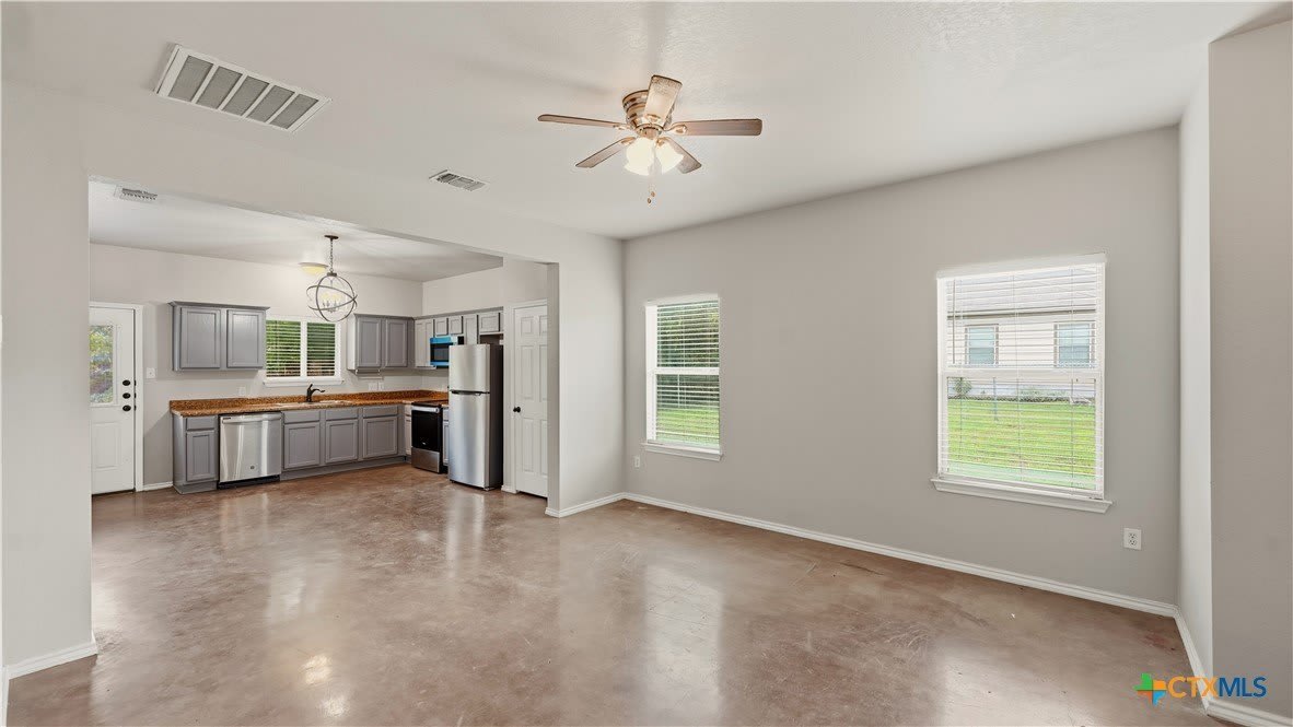 147 Rosedale Avenue – photo 4
