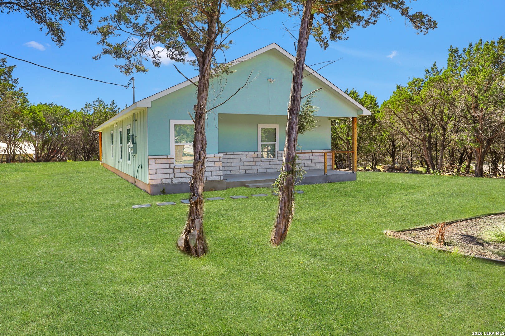 1416 SKYLINE HLS – photo 2
