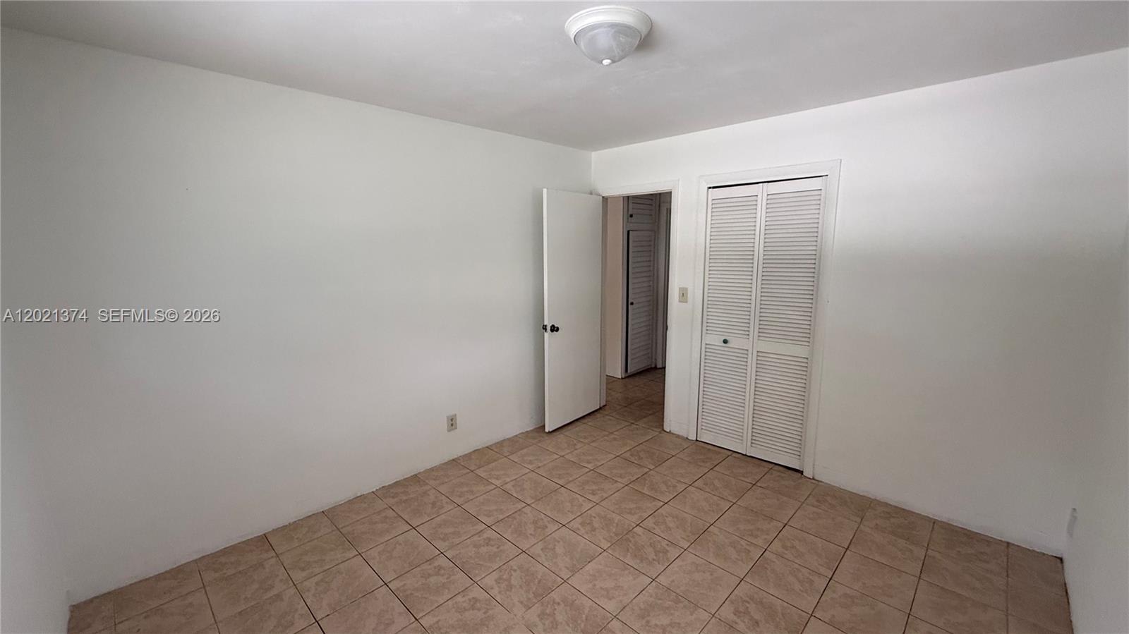 4940 Sw 28th Terrace – photo 2