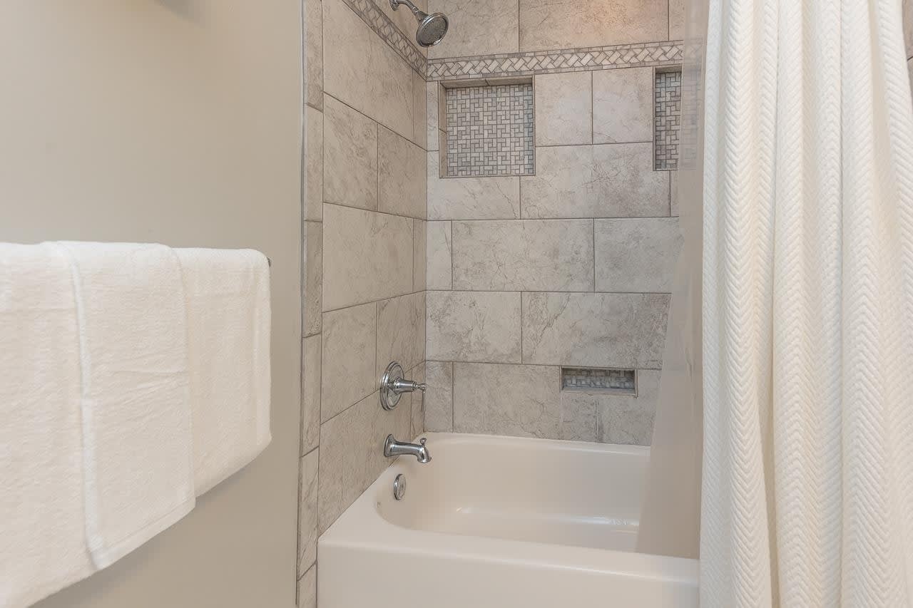519 Summitt St – photo 5