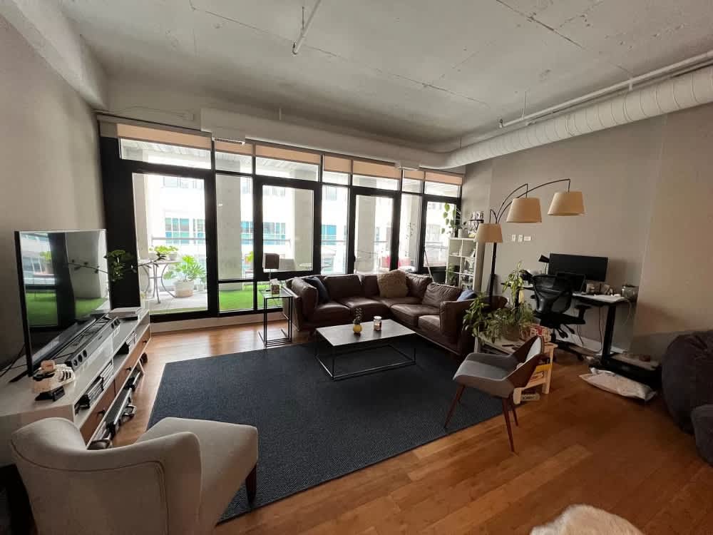 448 E Ontario St – photo 1