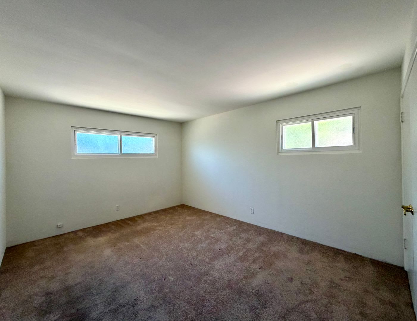 Charming 3 Bed 2 Bath Home In Westchester! – photo 4