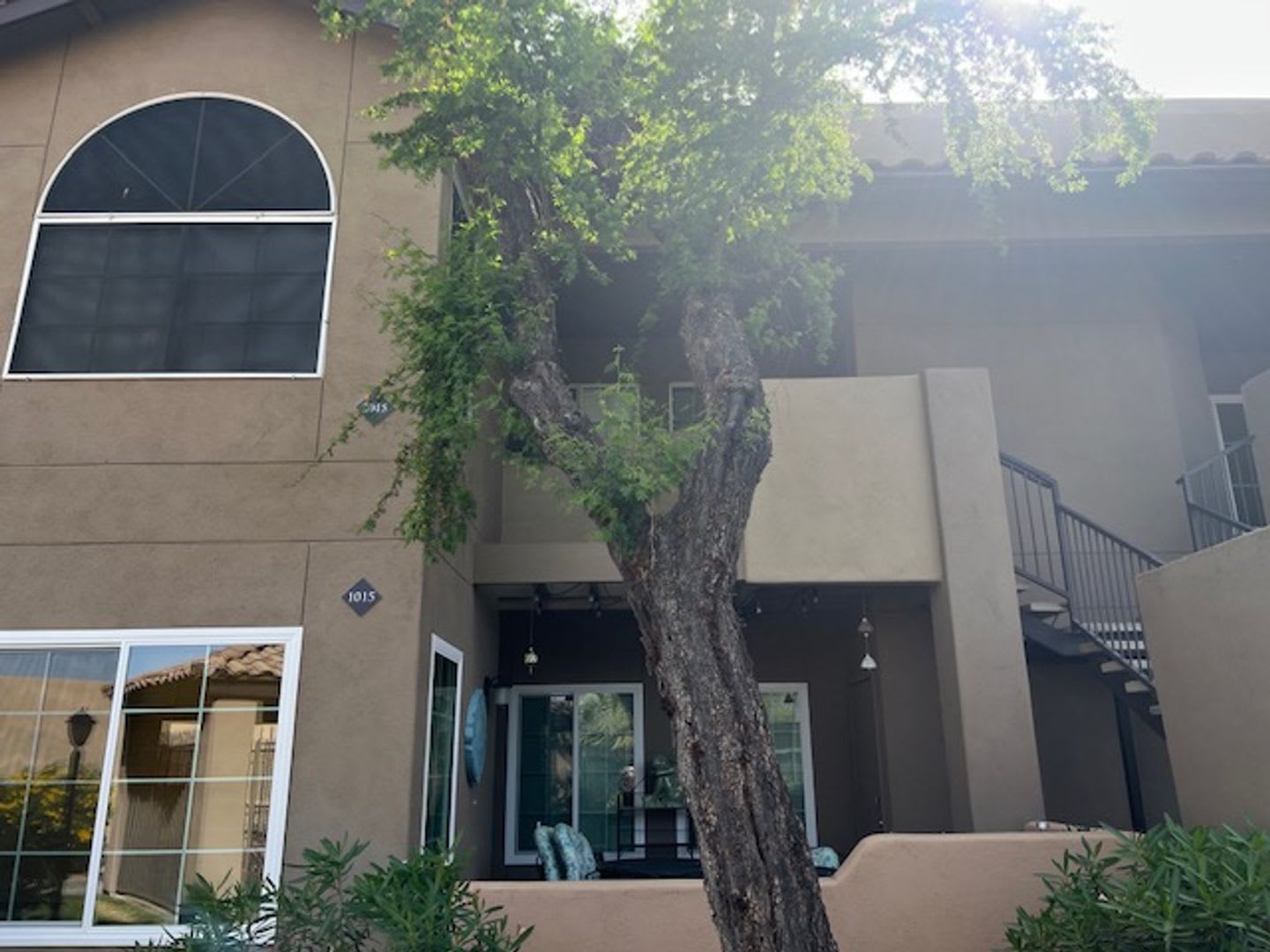 Fully furnished Scottsdale condo! MOVE IN SPECIAL WITH APPROVED CREDIT! – photo 2