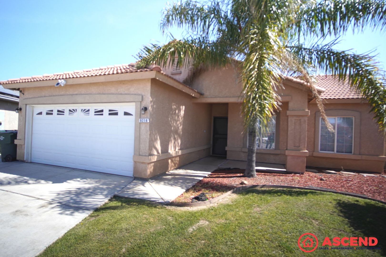 Lovely Home In East Bakersfield – photo 2