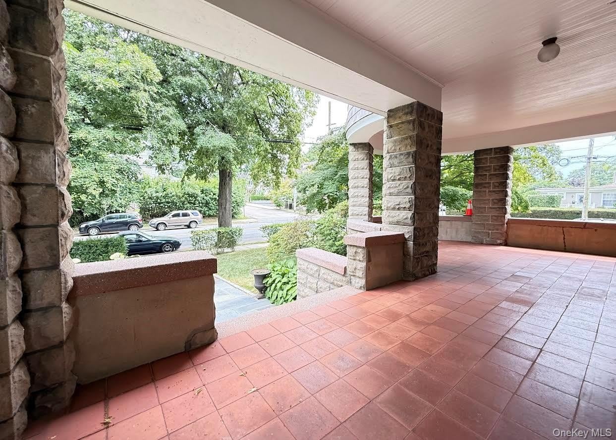 453 Palmer Avenue – photo 2