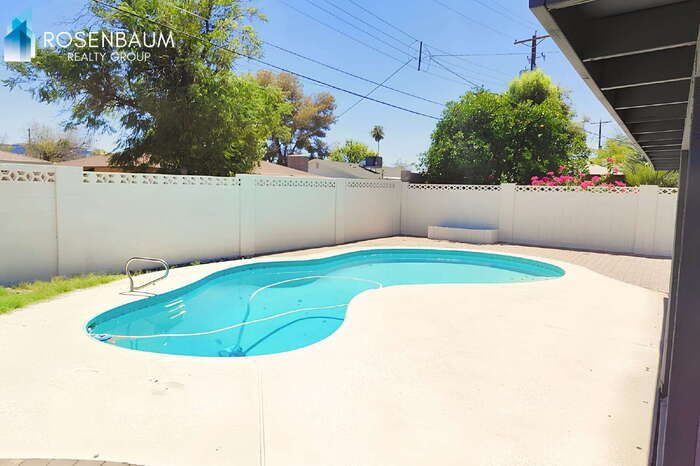 7321 East Coronado Road – photo 1