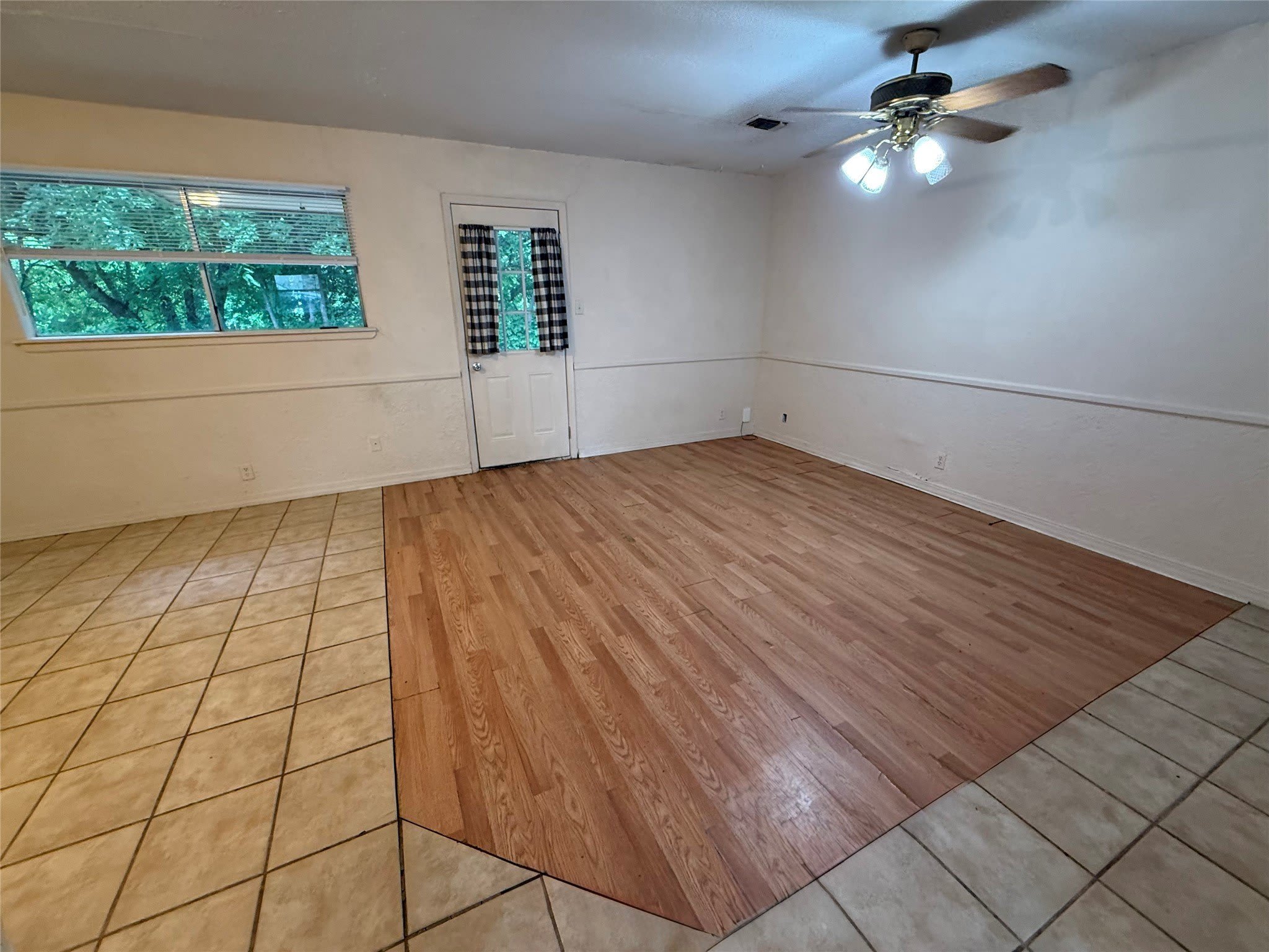 1238 Carla Street – photo 5