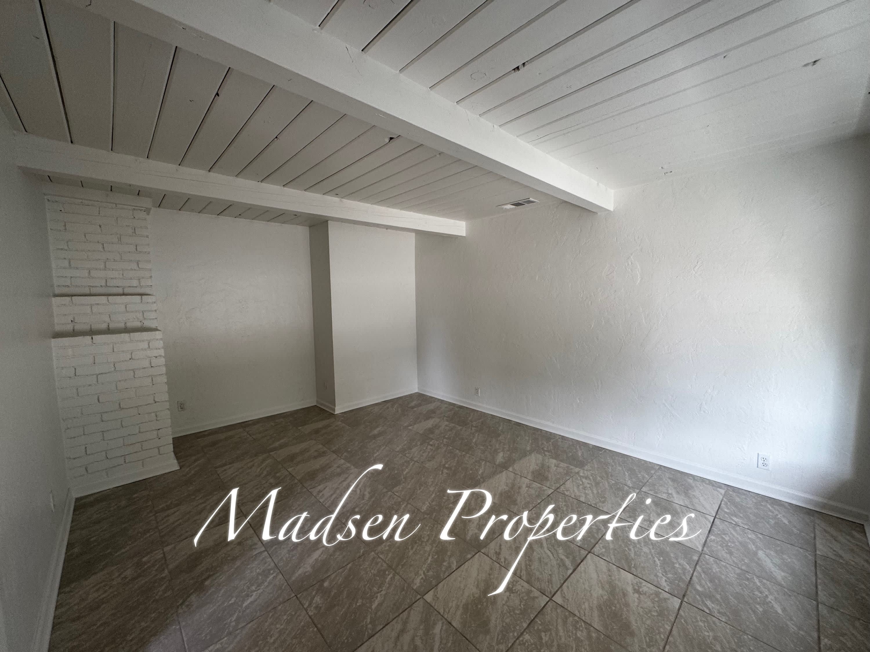 63 Oak Drive – photo 4
