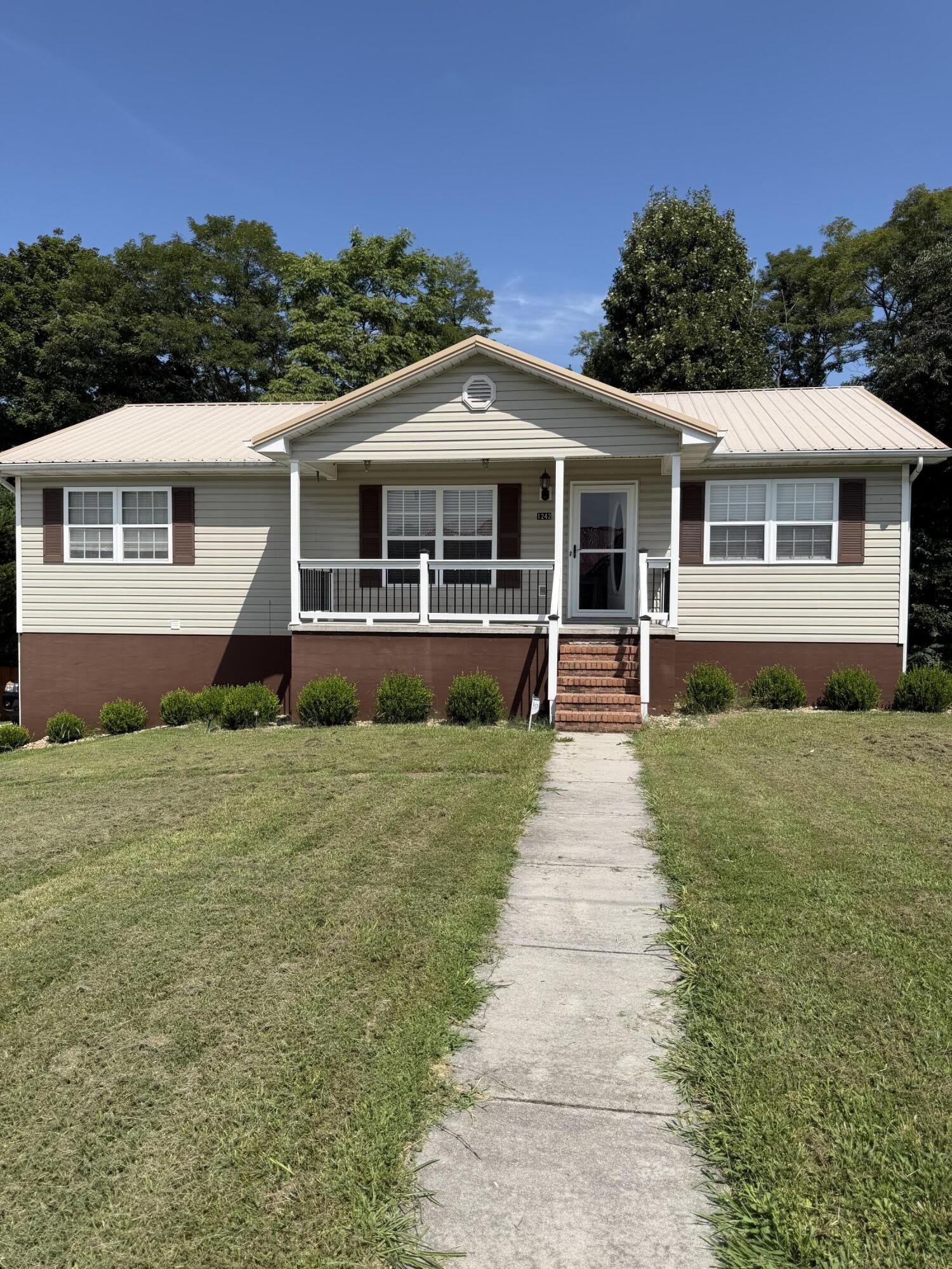 1242 Liberty Hall Drive – photo 1