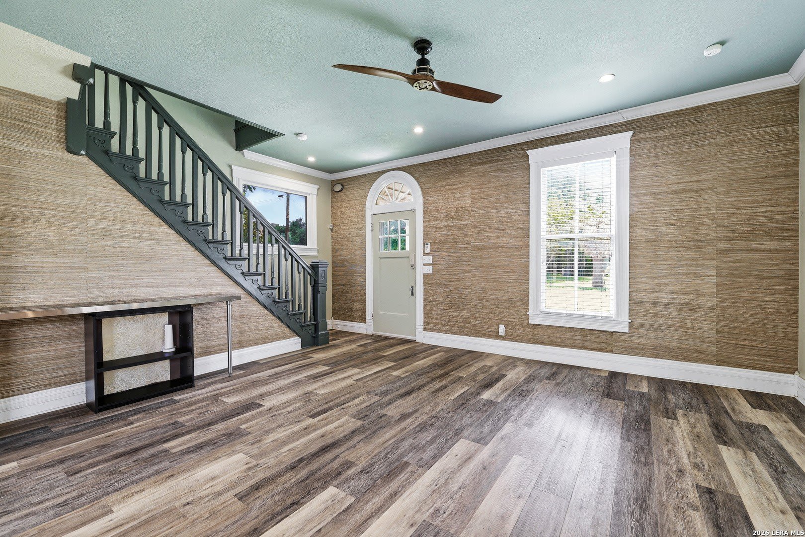 202 W Woodlawn Ave – photo 3
