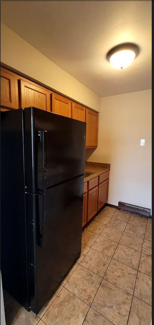 1300 Sanlor Avenue Apartments – photo 4