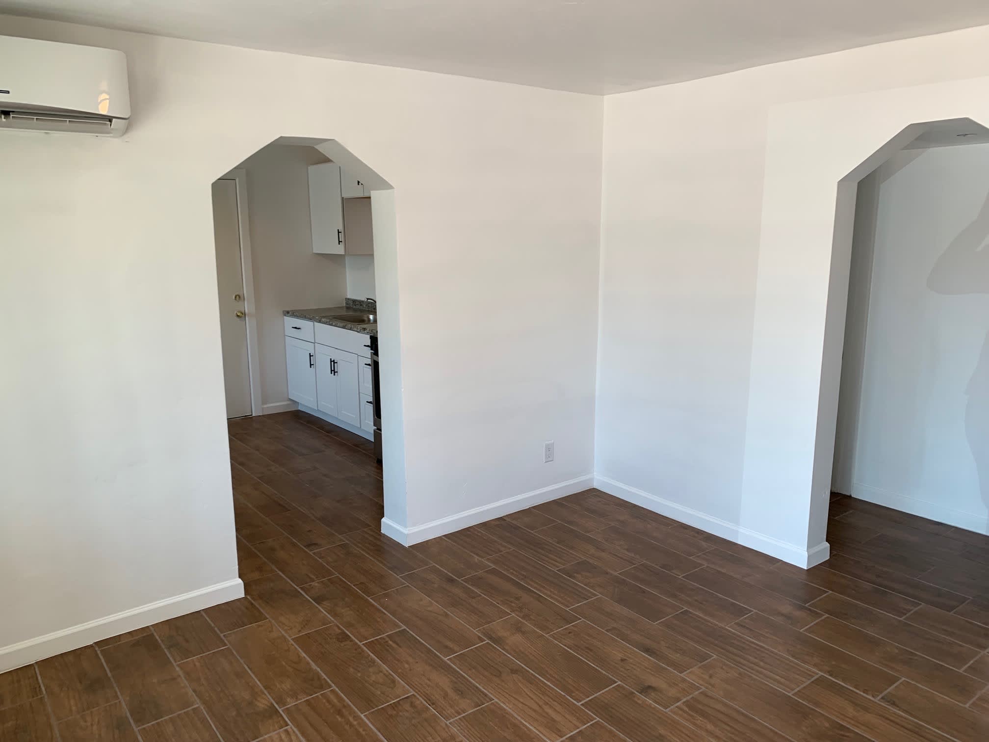 3413 E Camden St – photo 3