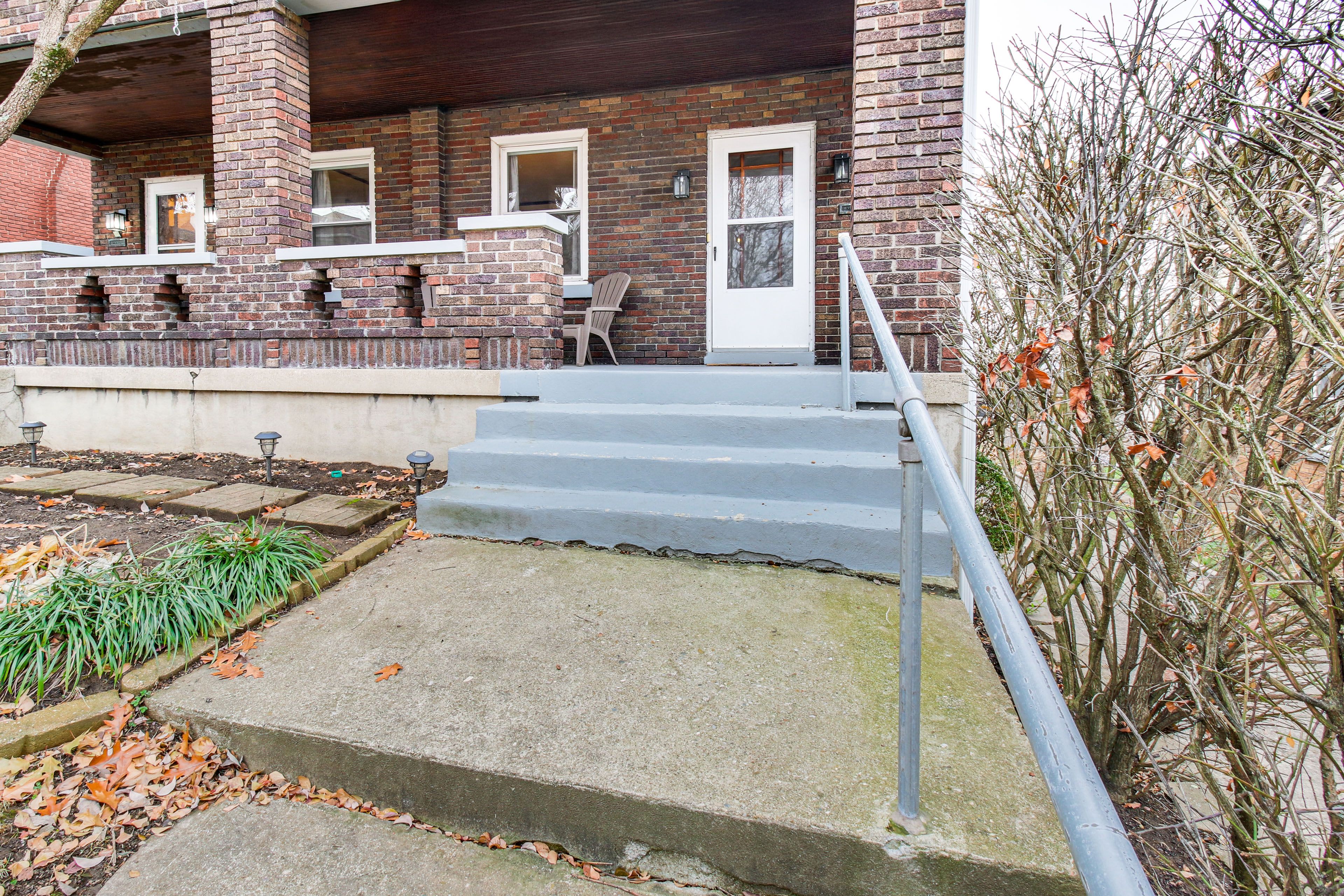 2327 Sherwood Ln – photo 4