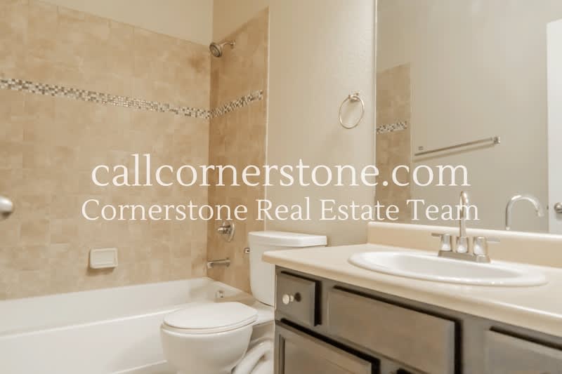 7406 Willow Pines Place – photo 5