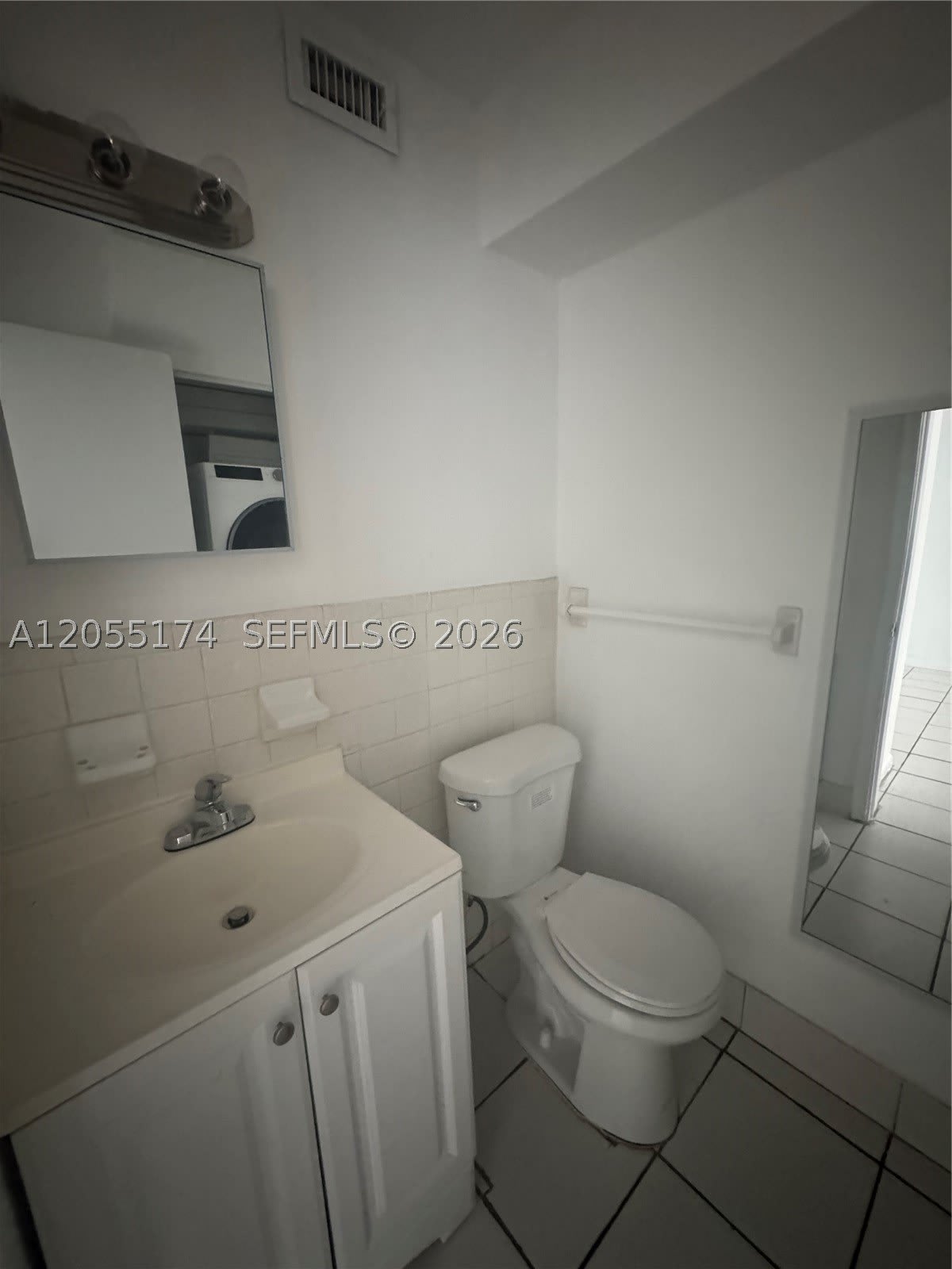 2606 NW 52nd Ave – photo 4