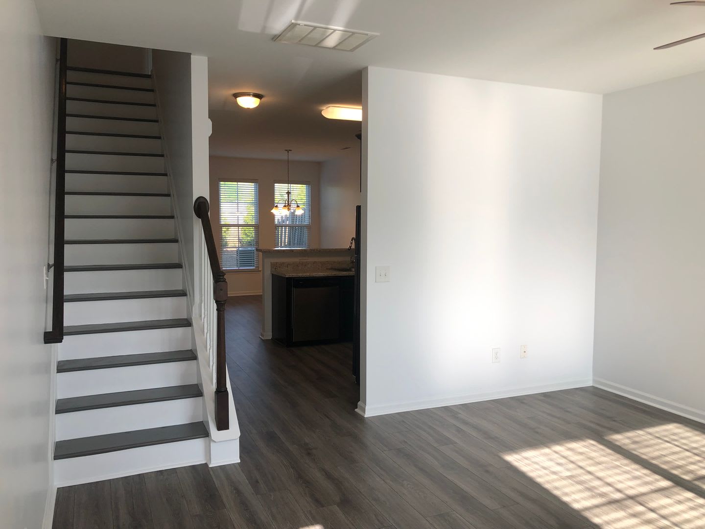 Townhouse for Rent In Wyngate – photo 2