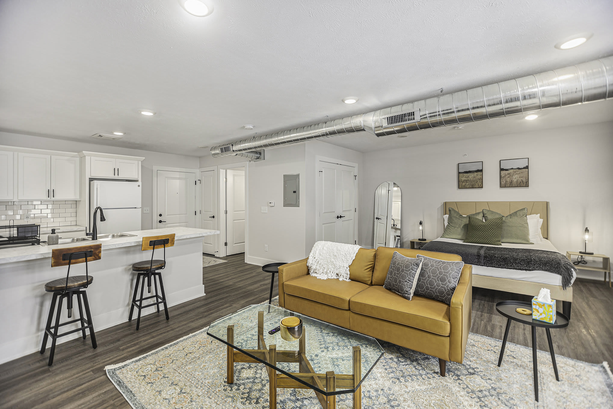1562 Michigan St Ne – photo 3