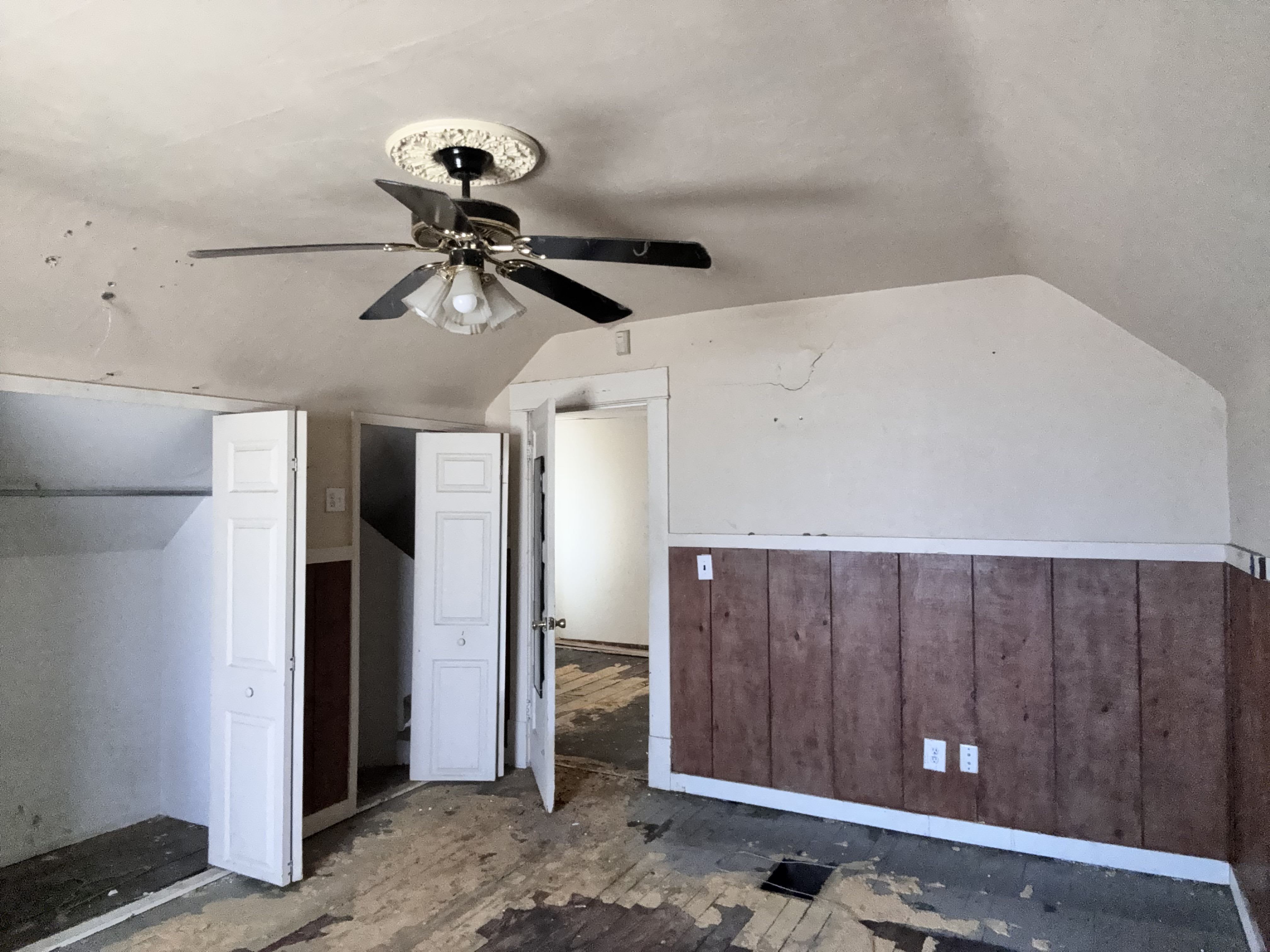 2317 Grand Avenue – photo 4