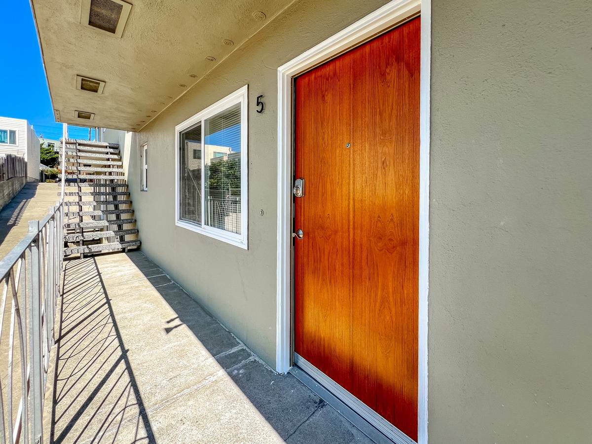 331 Campbell Avenue – photo 5