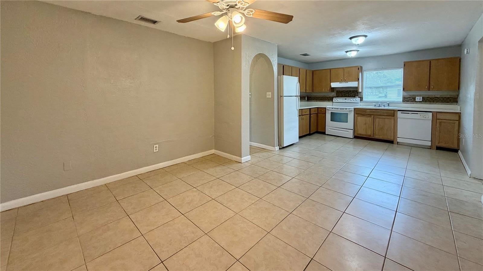 1907 PARK MANOR Drive – photo 3