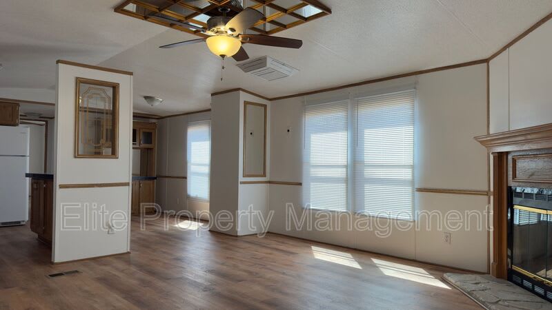98 E Byrd Dr – photo 3