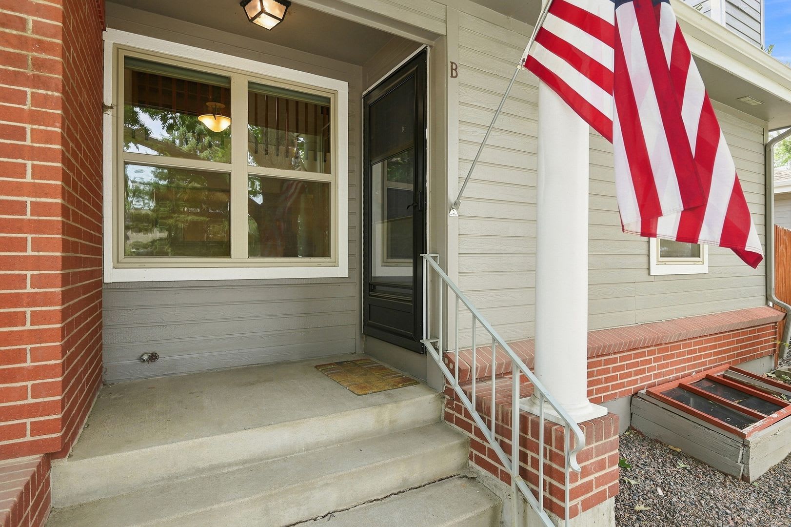 3 bed, 3 full bath – photo 4