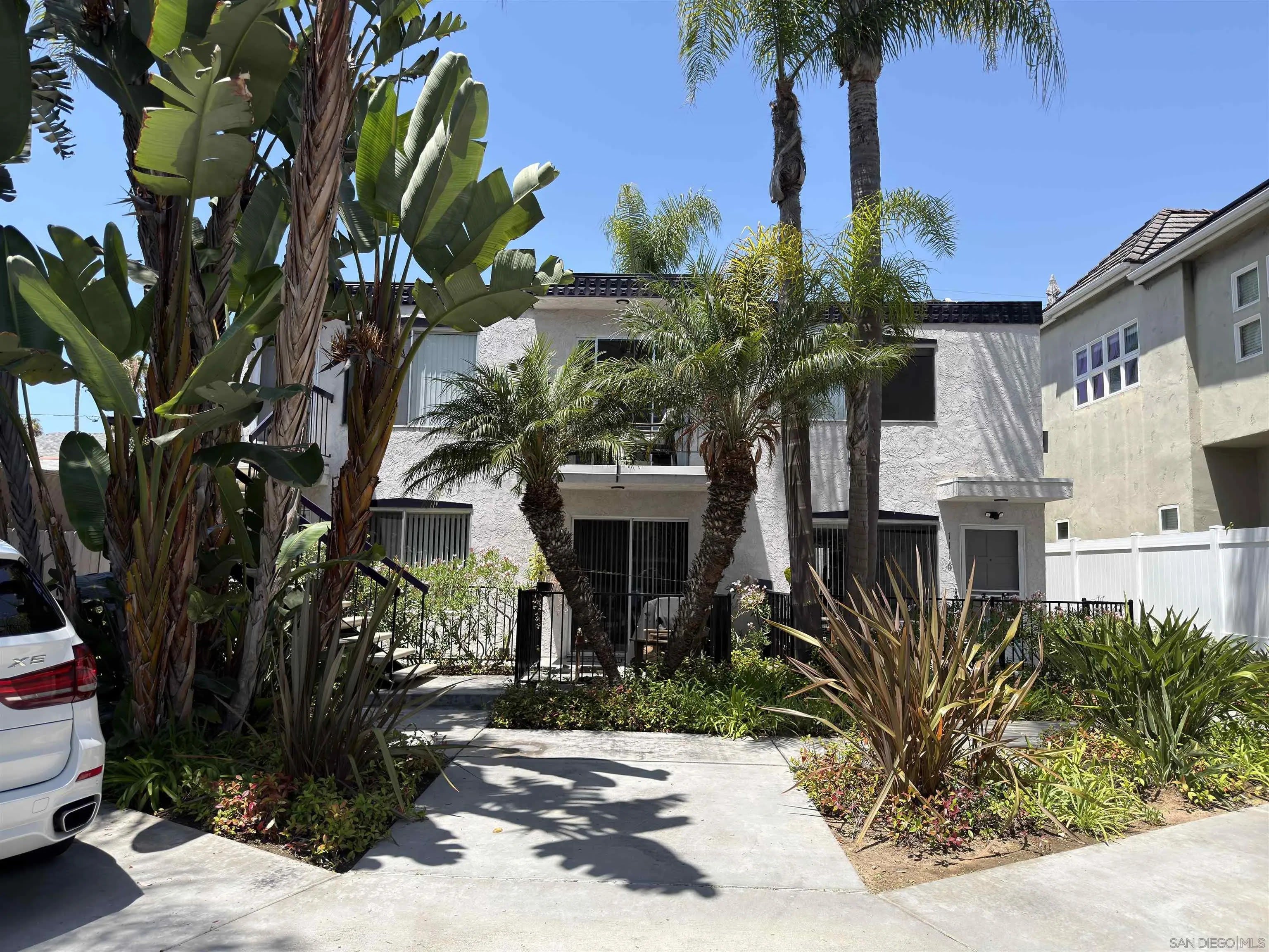 1114 Thomas Avenue – photo 2