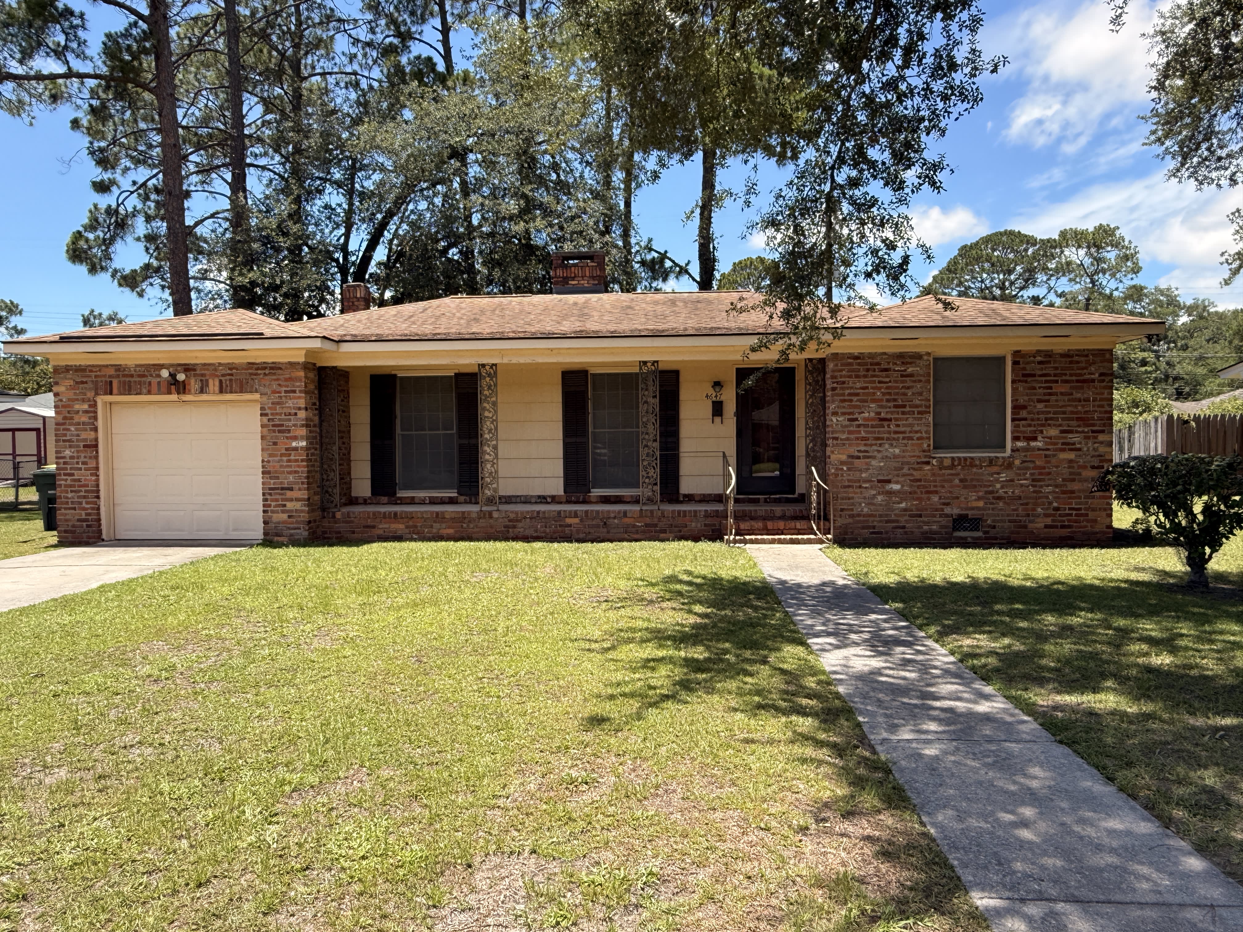 4647 Sylvan Drive – photo 1