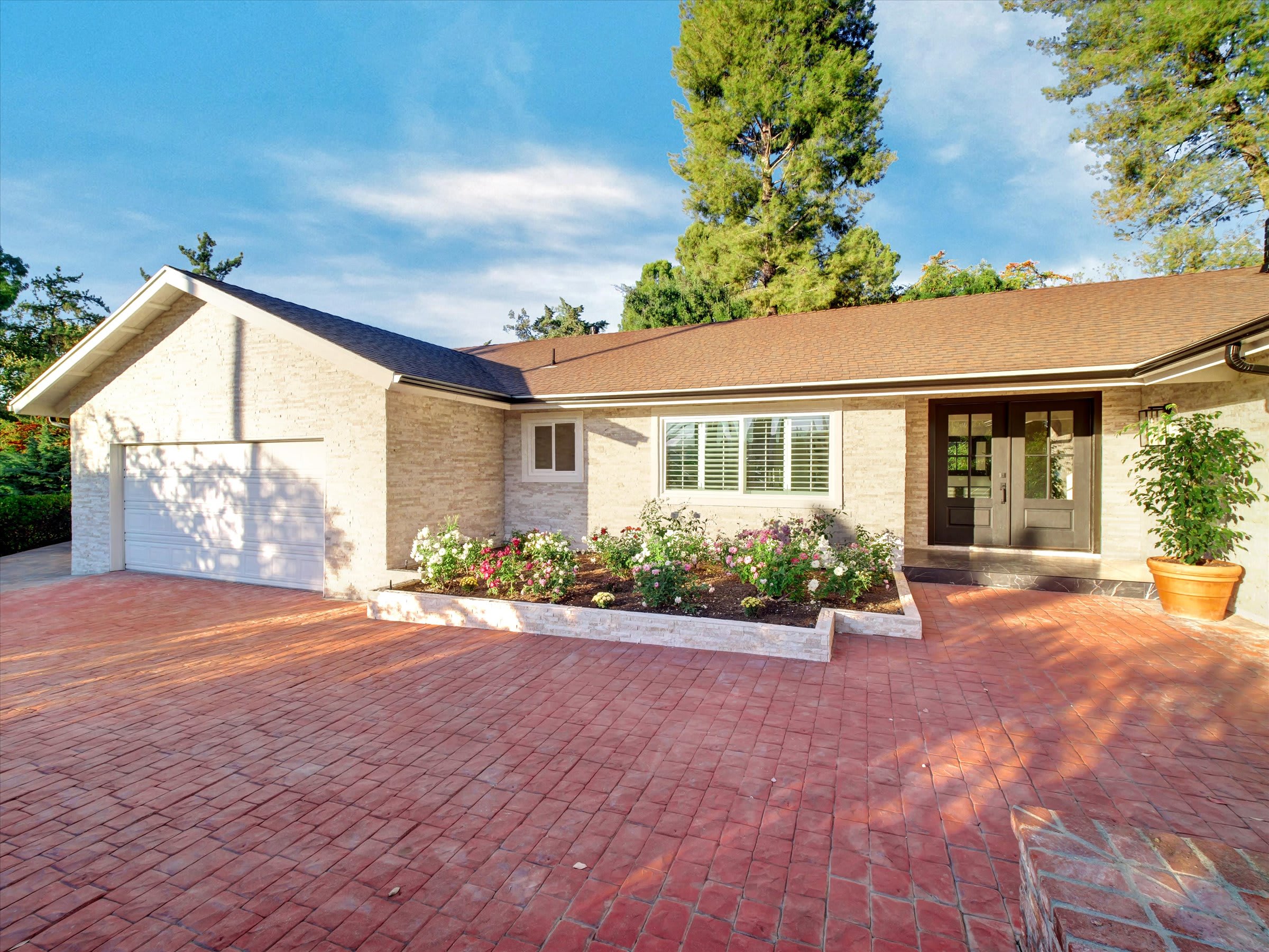 4732 Del Moreno Drive – photo 1