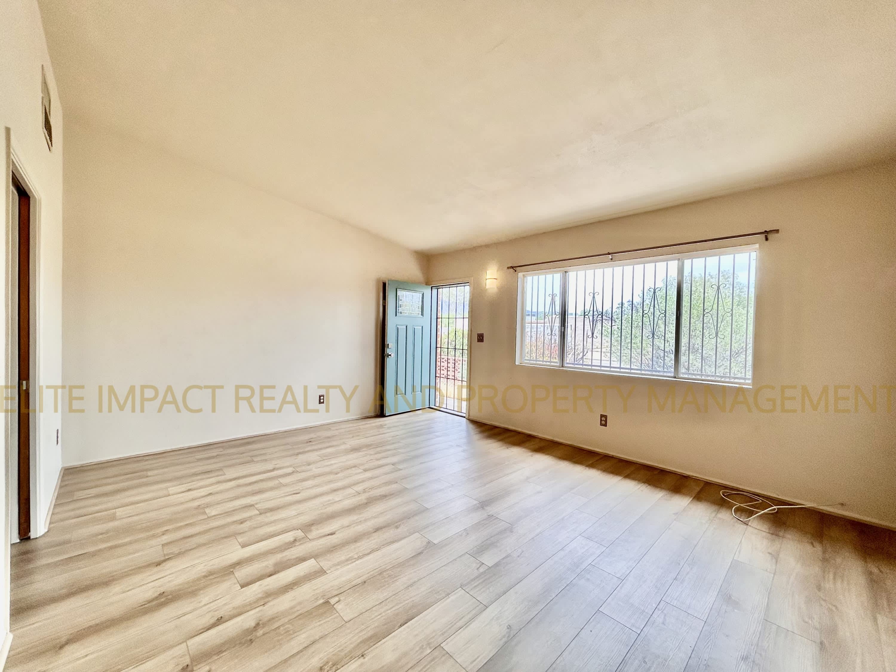 3215 North Cherry Avenue – photo 4