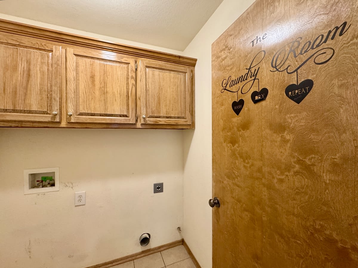 8221 Greer Way – photo 5