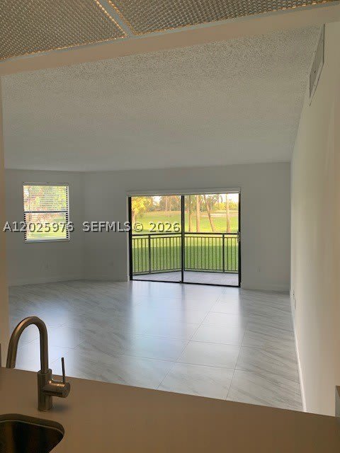 16171 Blatt Blvd – photo 5