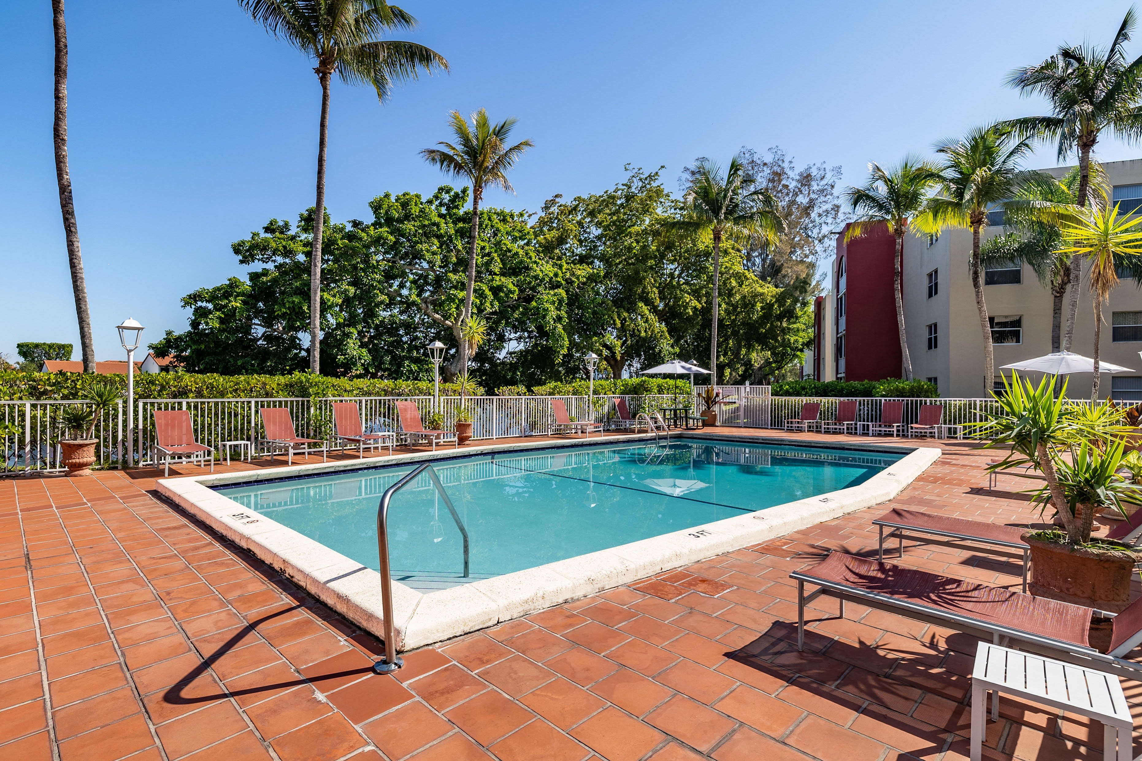 1950 Sw 13Th St 1950 Miami Fl 33145 – photo 2