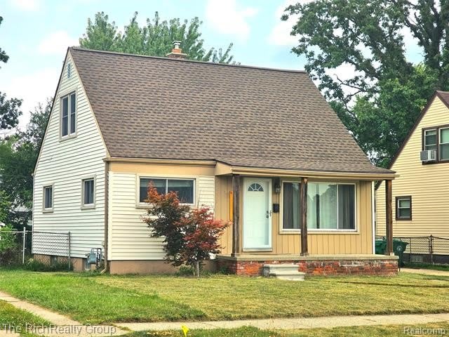 28522 Cambridge Street – photo 1