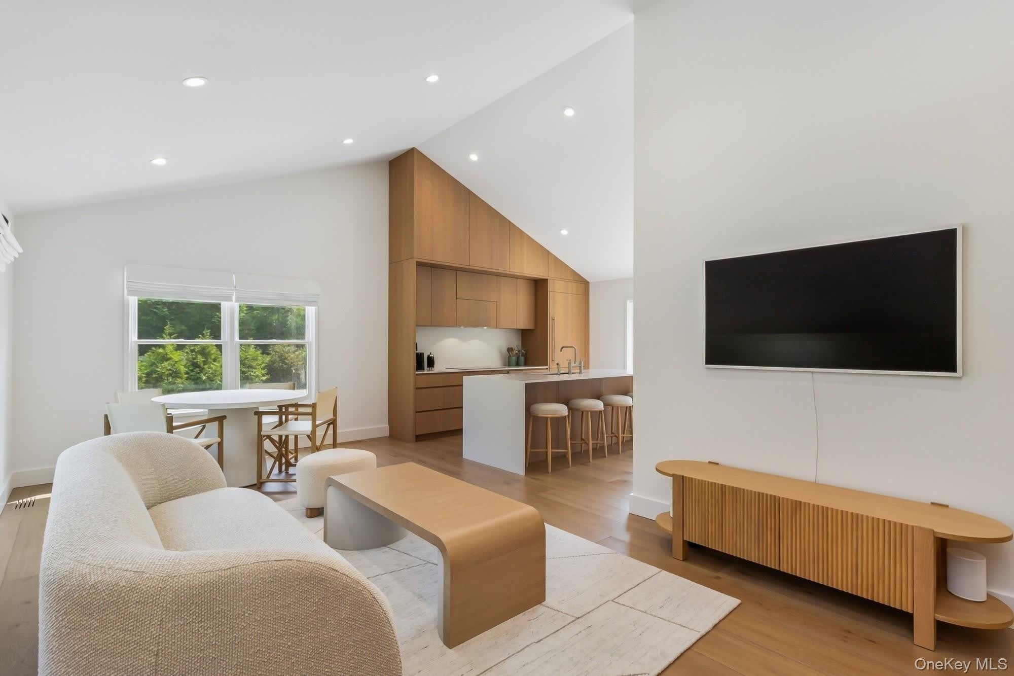 96 Town Lane – photo 1