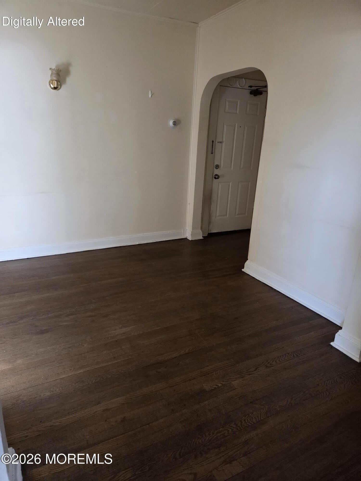 605 Broadway – photo 1
