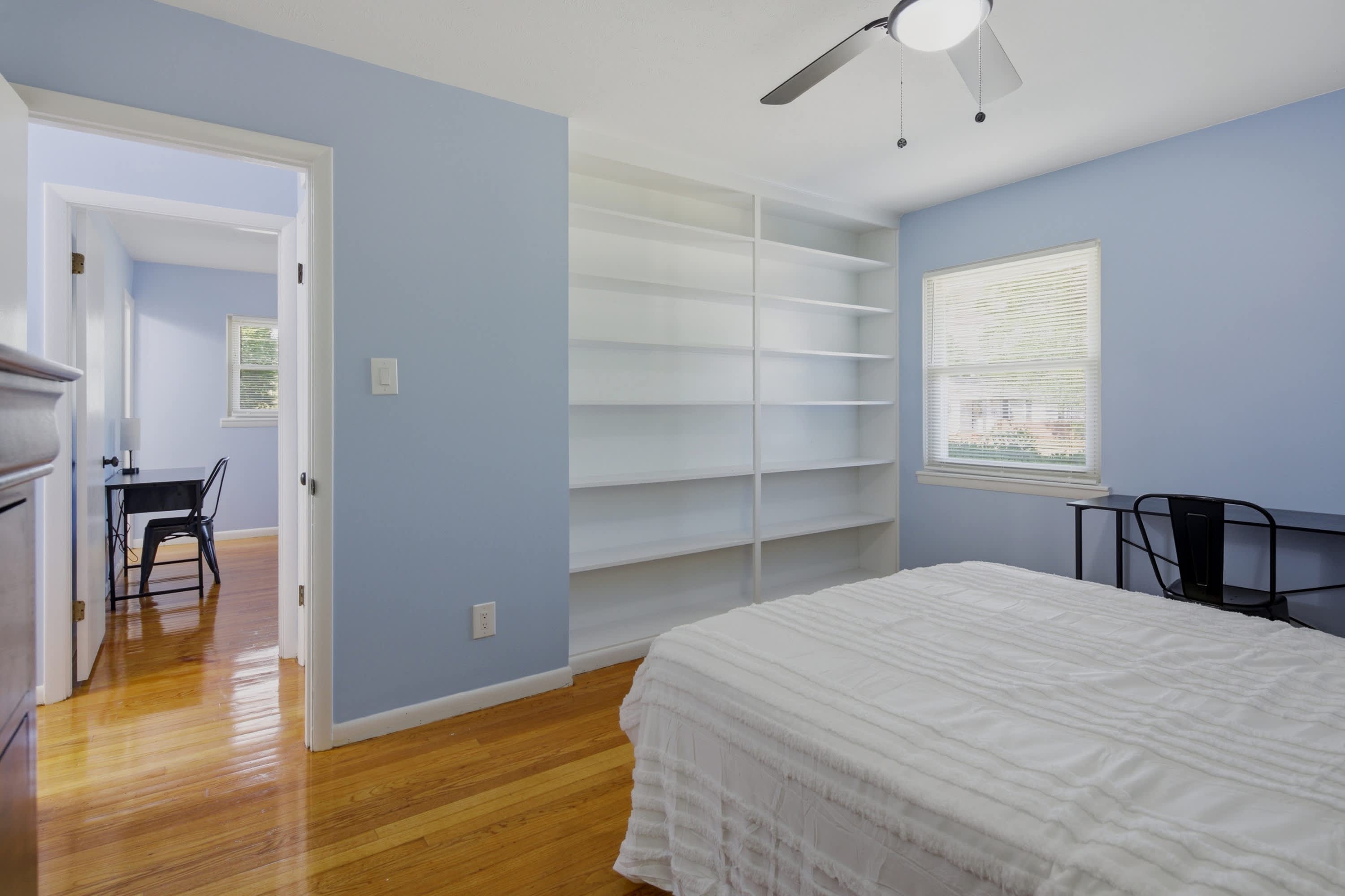 1829 Martindale Drive 3 Large Room W Shared Bath – photo 4