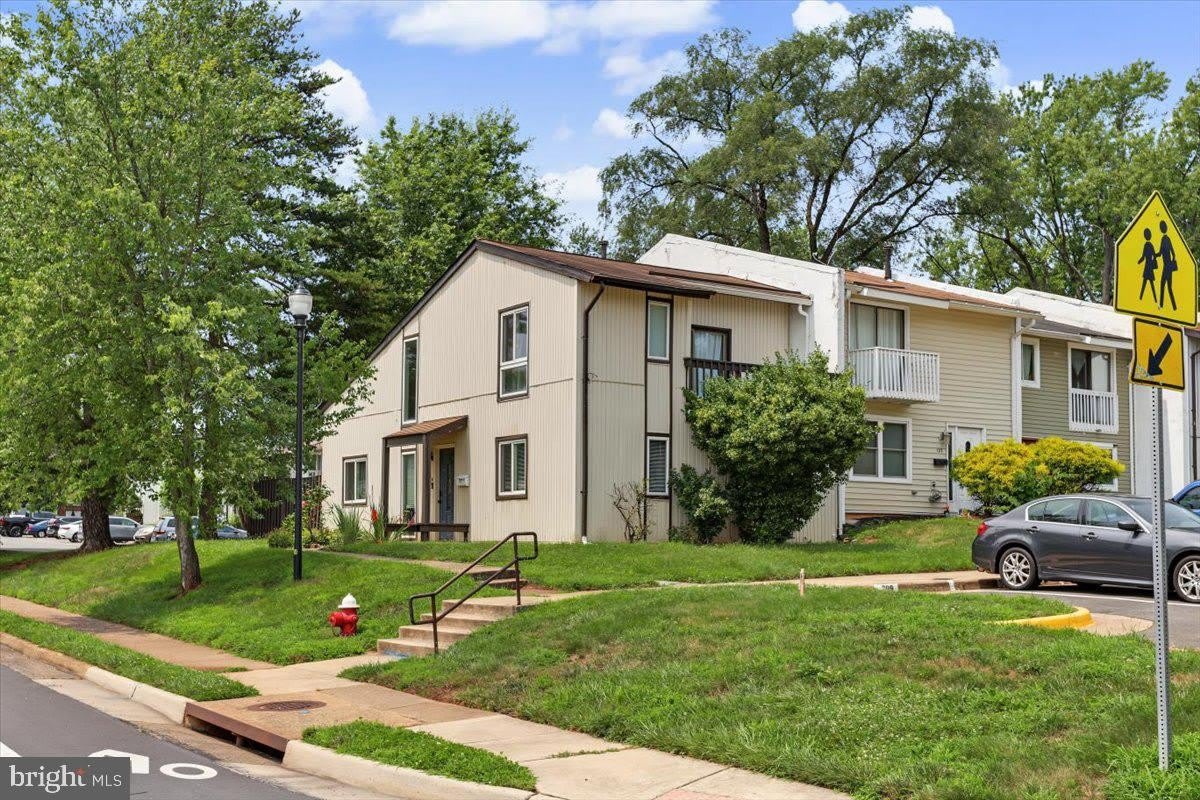 129 WILLOW Place – photo 1