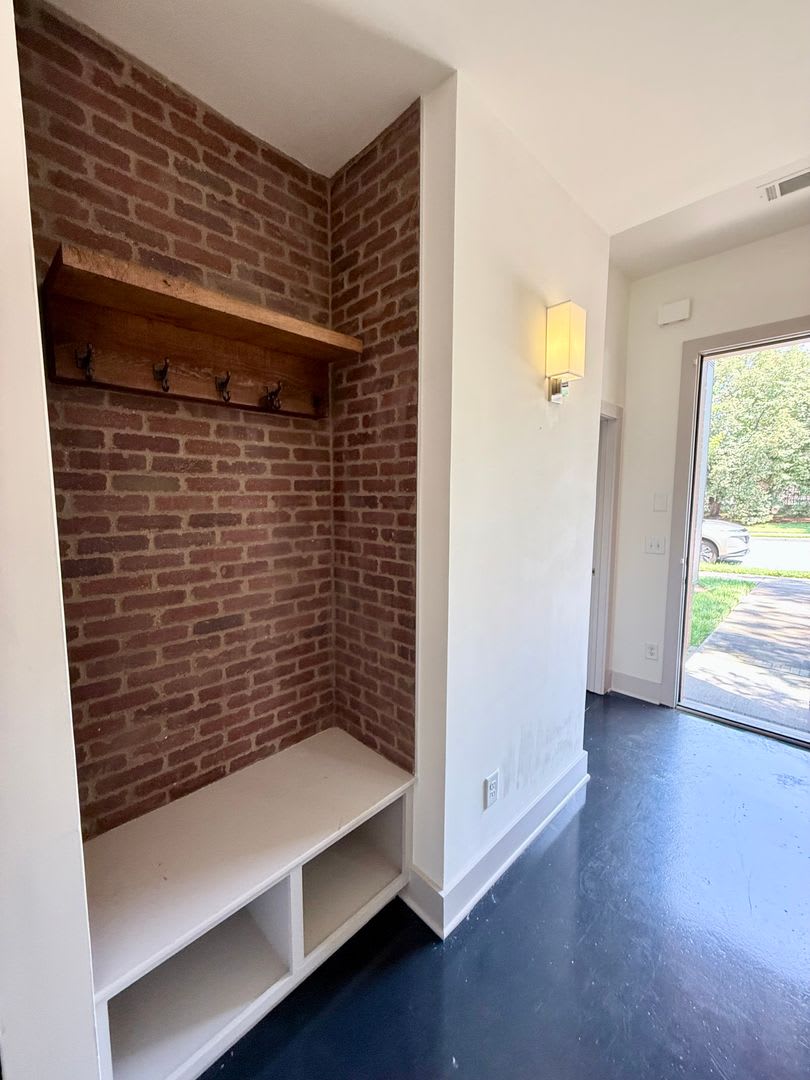 3 bedroom/3.5 baths/ 12th S – photo 4