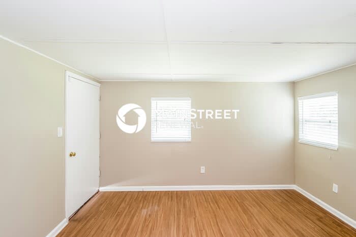 1038 Pheasant Drive – photo 4