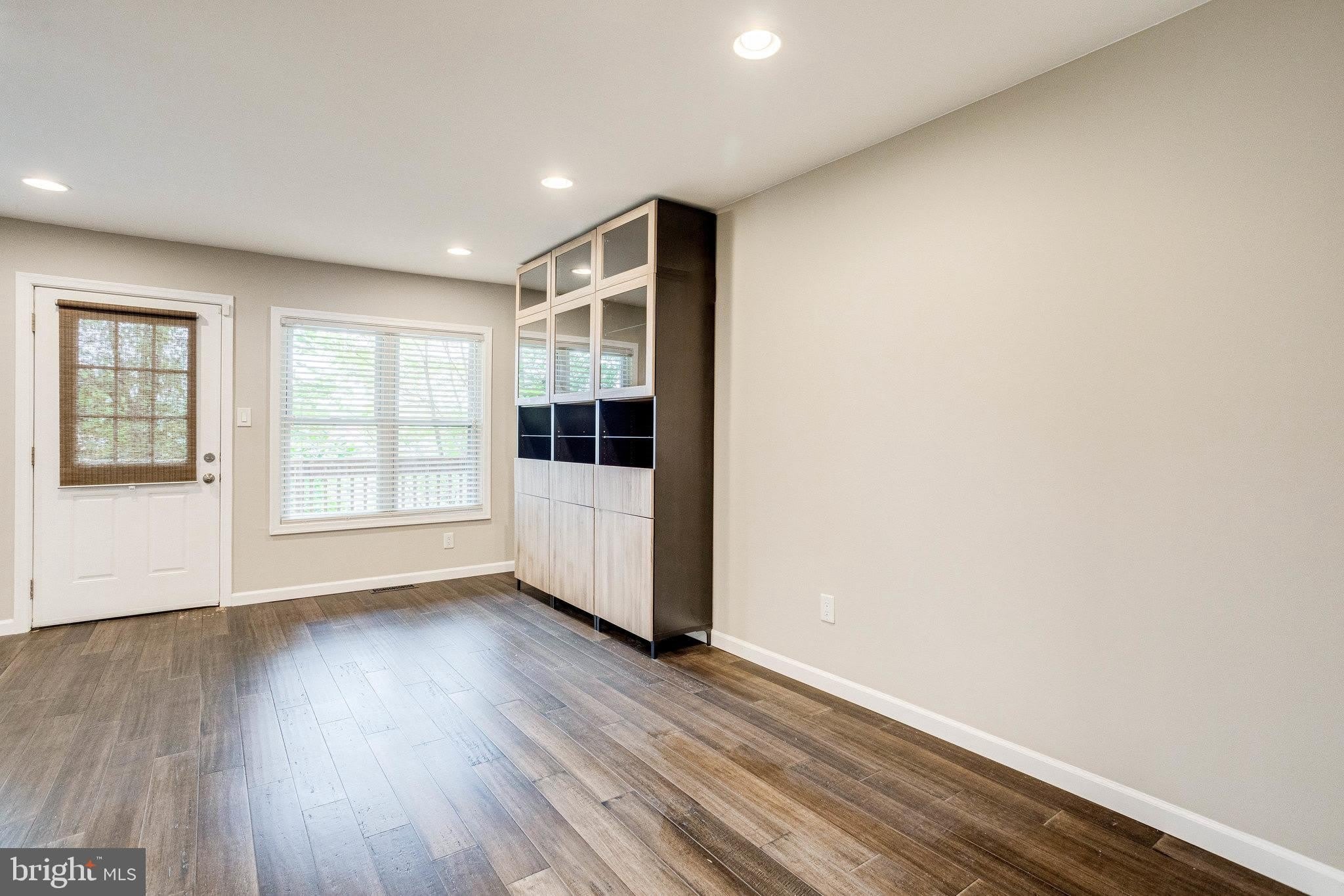 2648 SE BOWEN Road SE – photo 5