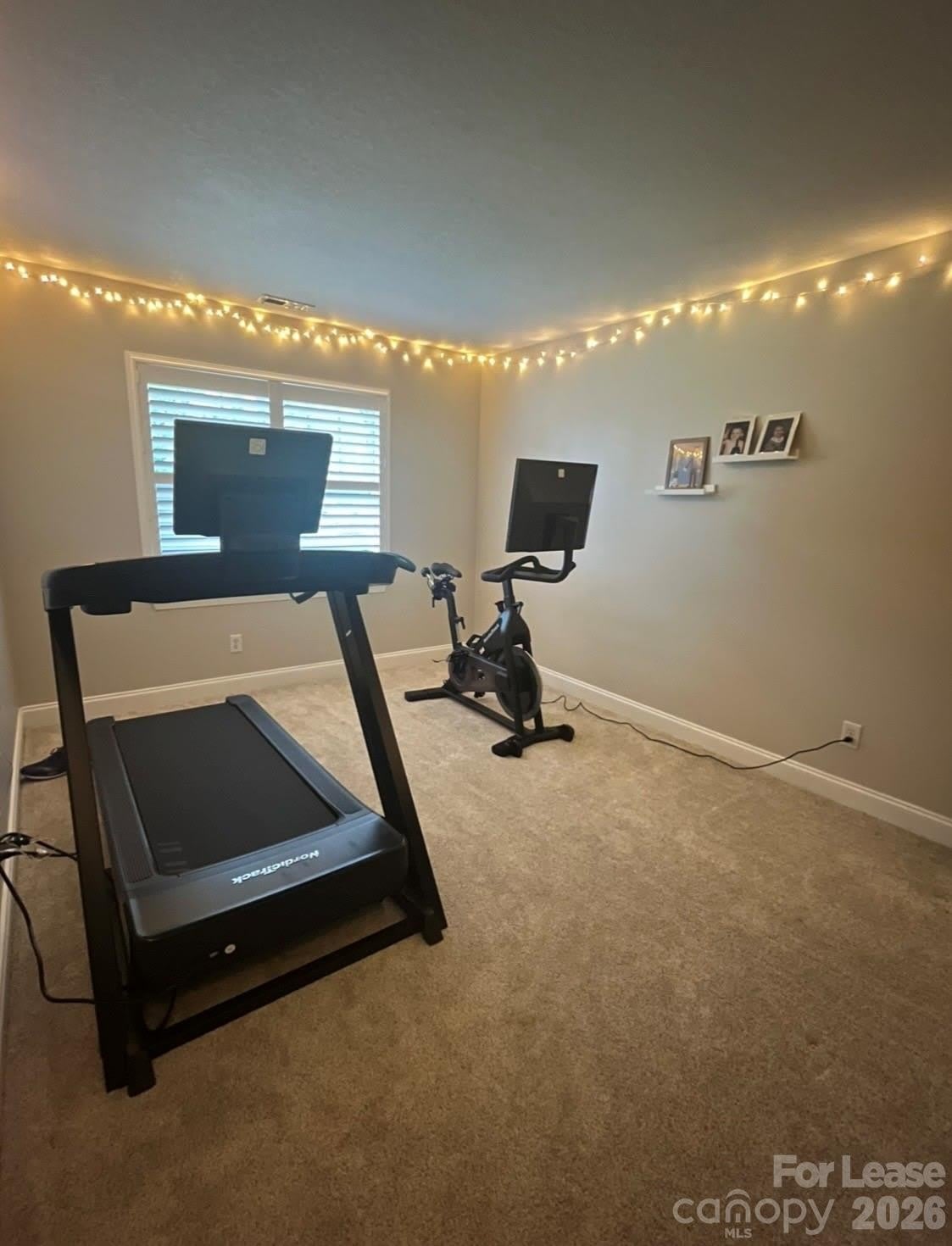 94 Foxden Drive – photo 4