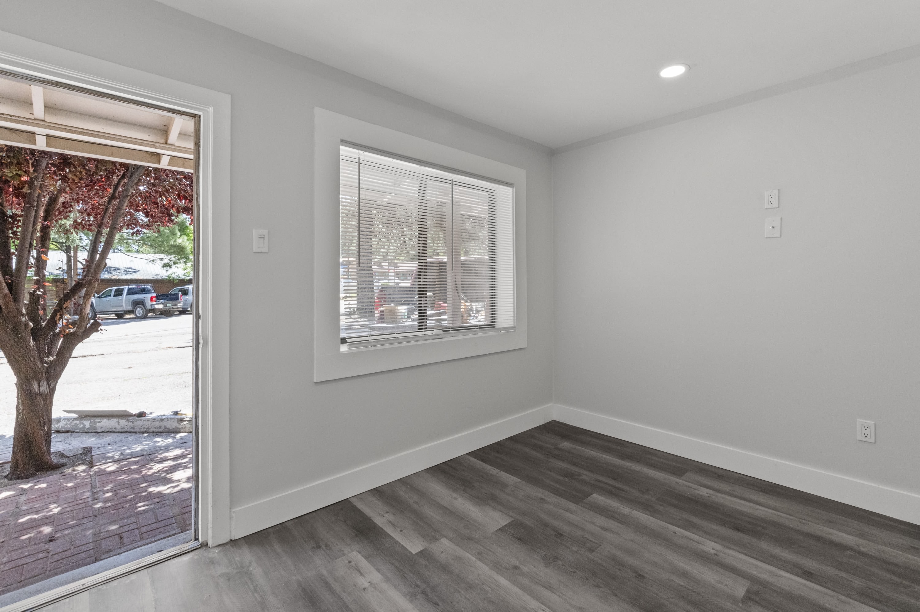 620 Sudderth Drive – photo 5