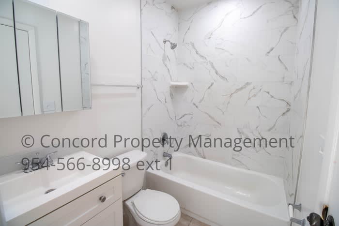 835 Southwest 4th Street – photo 2